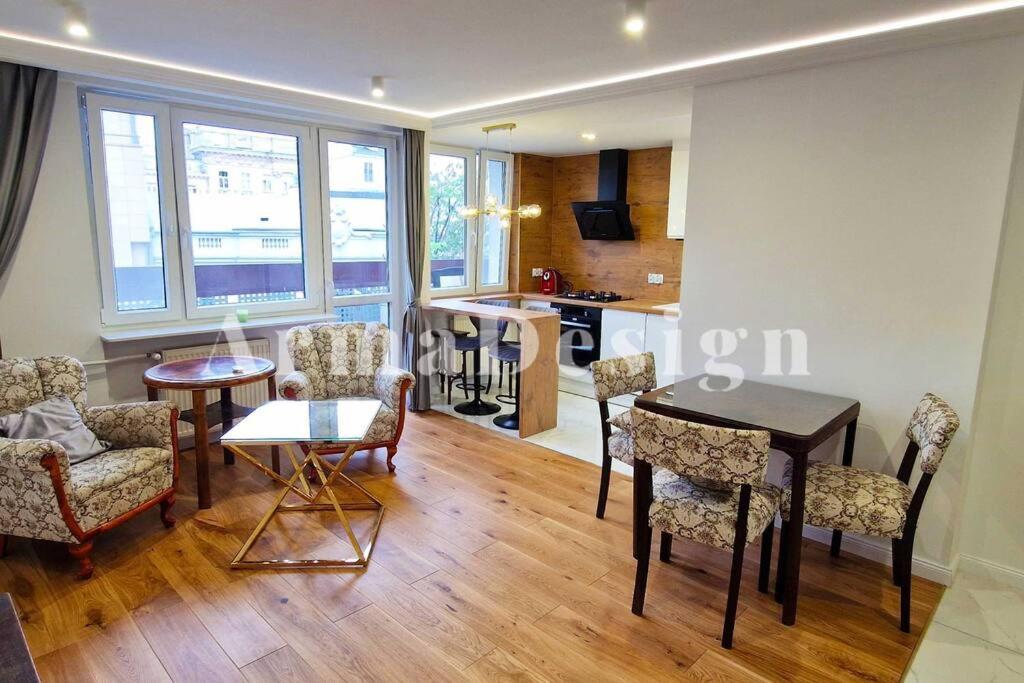 Arma Design Apartment 2 Bedrooms 바르샤바 외부 사진